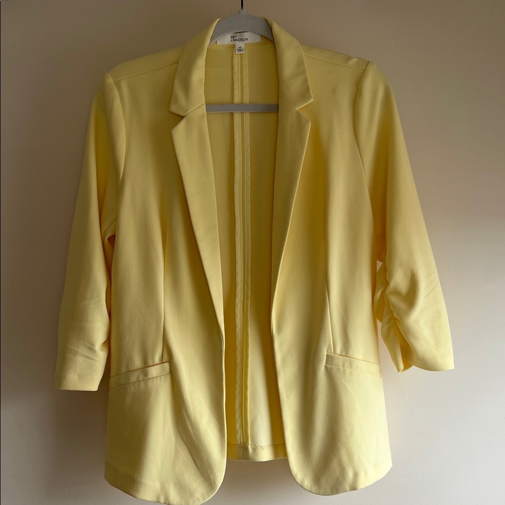 89th & Madison Light Yellow Blazer